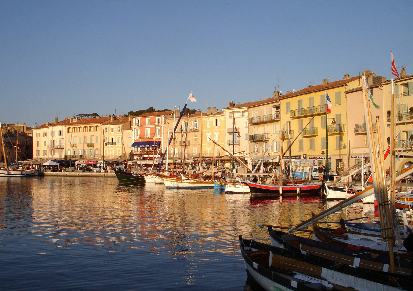 saint tropez transfert Excellence Limousines
